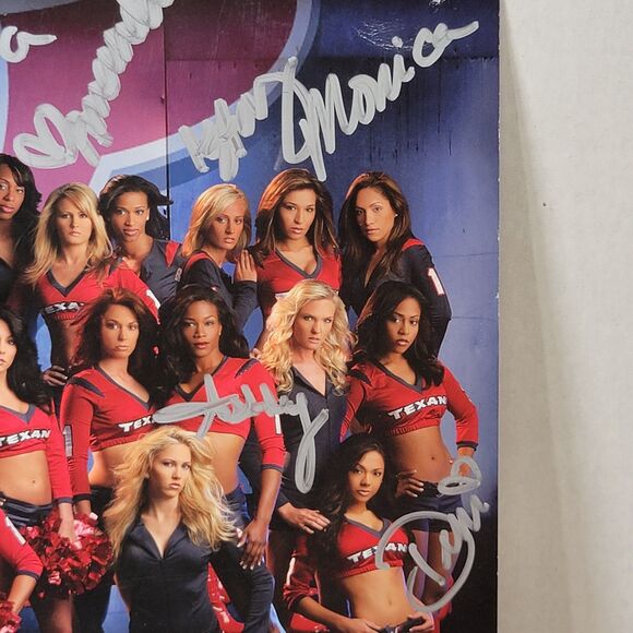 Houston Texans Cheerleaders Picture w/ 11 Autographs 8.5" X 11" - Picture 3 of 9